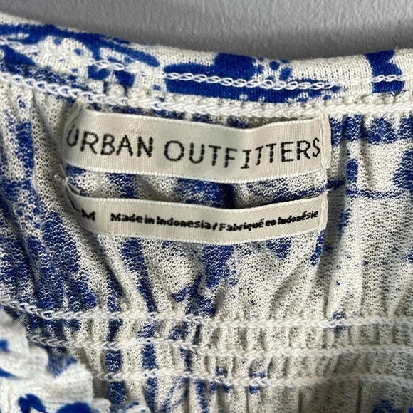 URBAN OUTFITTERS NWT Blue Floral Motif Cami Crop Top Smock Drawstring Tied M - Picture 5 of 12